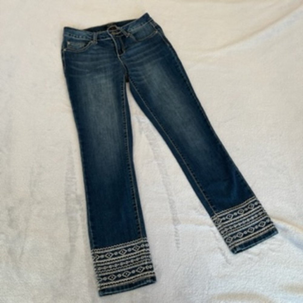 Earl Women's Embroidered Jeans 6